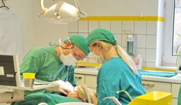 Oral surgery - Dr. Jochum in Marburg